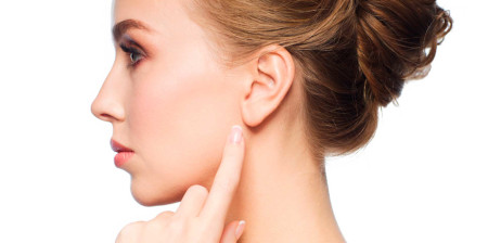 Earlobe plastic: indications and results