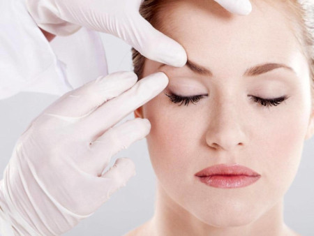 Blepharoplasty: everything you need to know about eyelid surgery