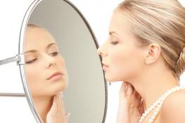 Contour plasty: lipofilling or fillers?